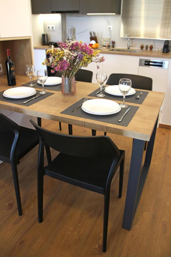 New Cozy Chic Apt-Ryfete Luxury Living カラタス エクステリア 写真
