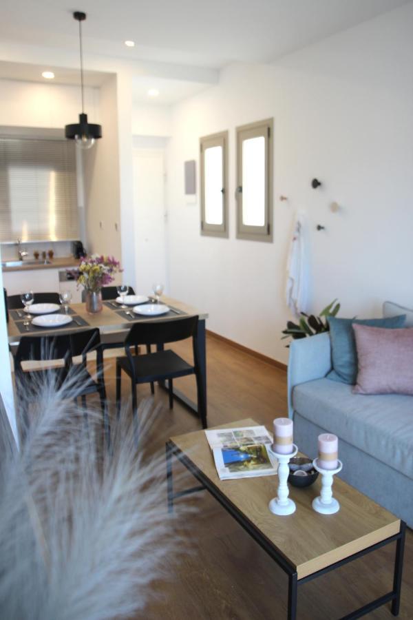 New Cozy Chic Apt-Ryfete Luxury Living カラタス エクステリア 写真