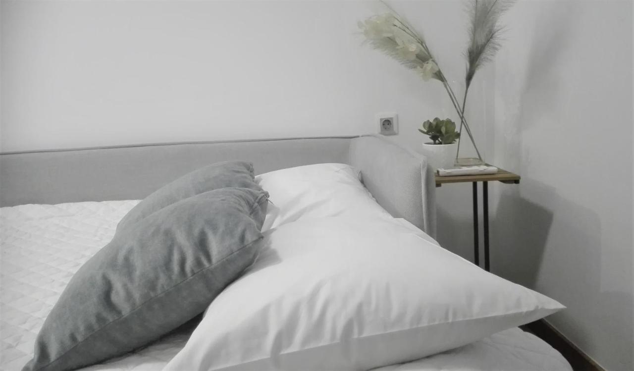 New Cozy Chic Apt-Ryfete Luxury Living カラタス エクステリア 写真