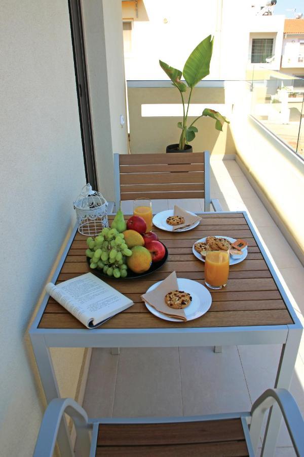New Cozy Chic Apt-Ryfete Luxury Living カラタス エクステリア 写真